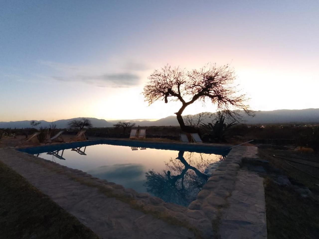 Hotel Texas Cafayate Esterno foto