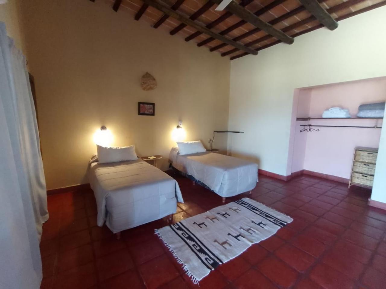 Hotel Texas Cafayate Esterno foto